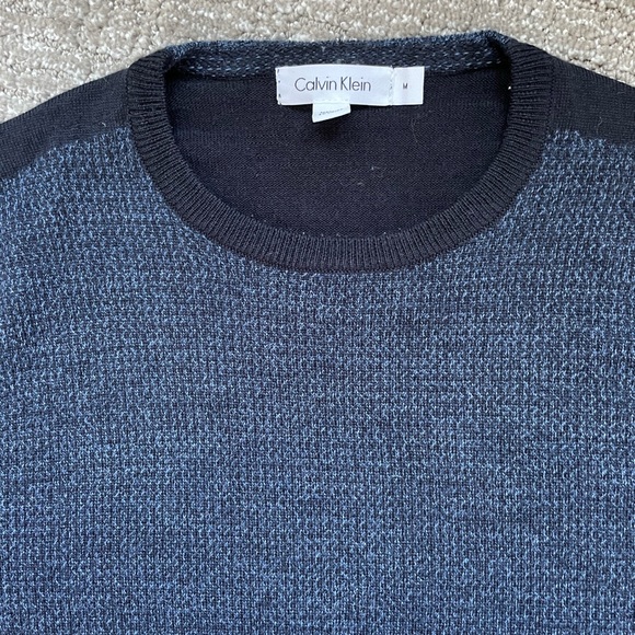 Men’s Calvin Klein Sweater - Medium - Picture 2 of 2